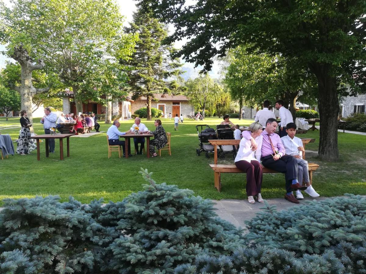 Cascina Borgofrancone Aparthotel Gera Lario Buitenkant foto